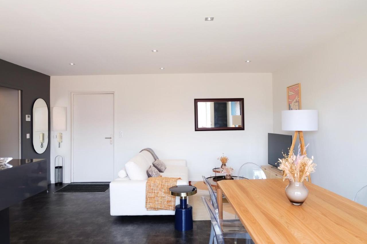 Magnifique Appartement, En Hyper Centre, Avec Terrasse Et Place De Parking Biarritz Eksteriør billede