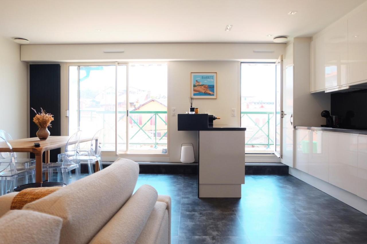 Magnifique Appartement, En Hyper Centre, Avec Terrasse Et Place De Parking Biarritz Eksteriør billede